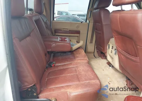 2011 Ford F-250 Lariat z USA, uszkodzony, nr VIN 1FT7W2BT7BEC57078